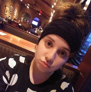 Meet your Posher, Kaitlyn